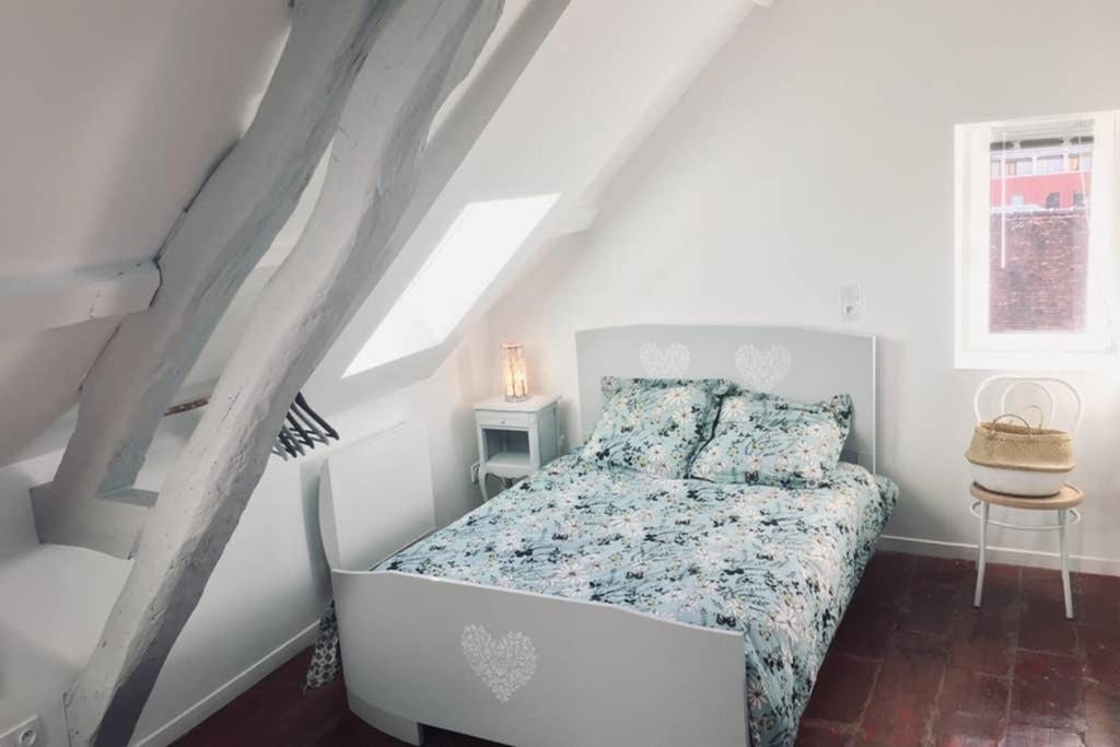 Tonnerre Grand Studio De Charme Au Coeur De La Ville Eksteriør bilde